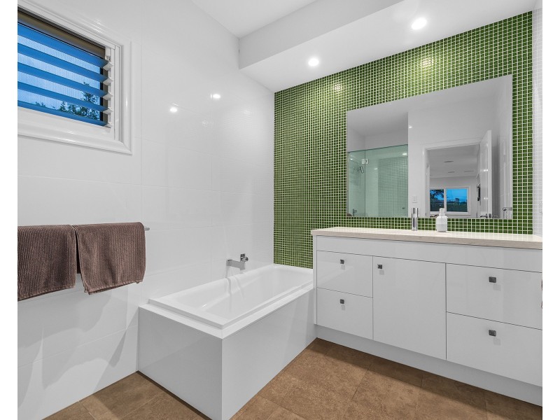 3 Agincourt Street, Grange QLD 4051