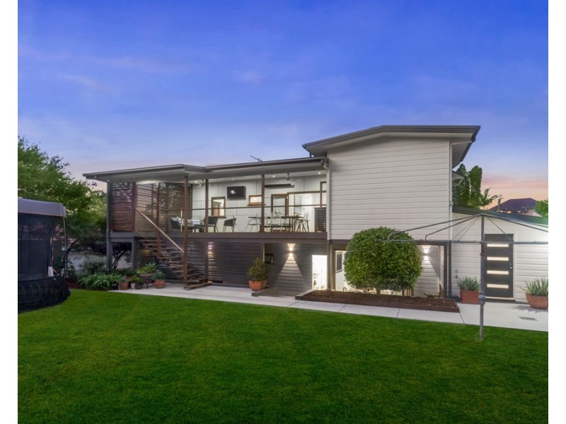 60 Wilgarning Street, Stafford Heights QLD 4053