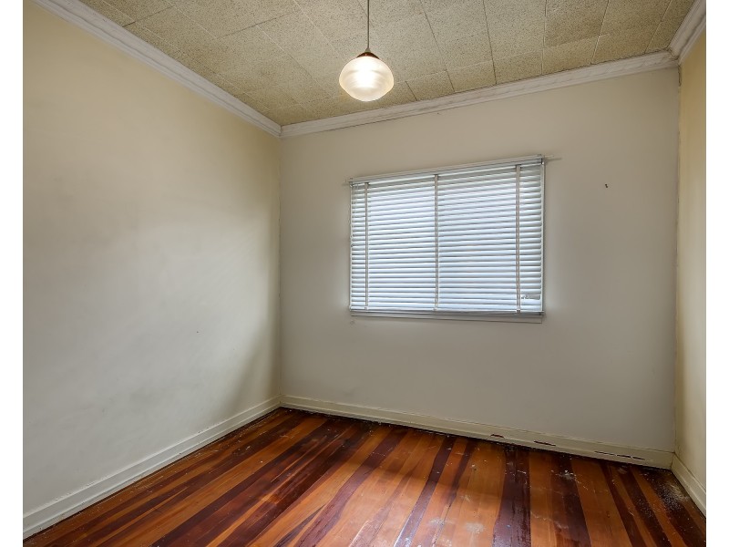 73 Seventh Avenue, Kedron QLD 4031