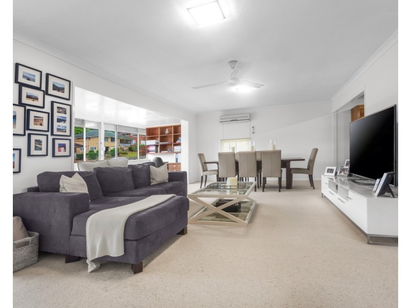 5 Caratel Street, Stafford Heights QLD 4053