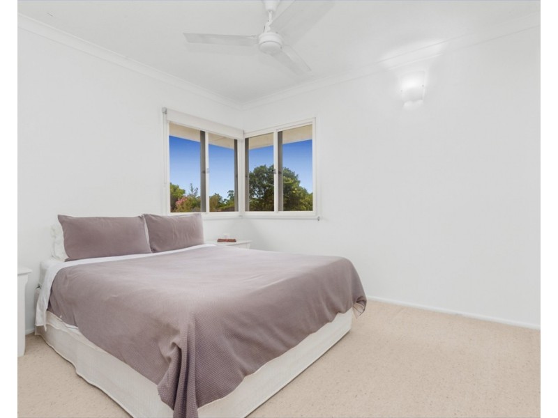 5 Caratel Street, Stafford Heights QLD 4053