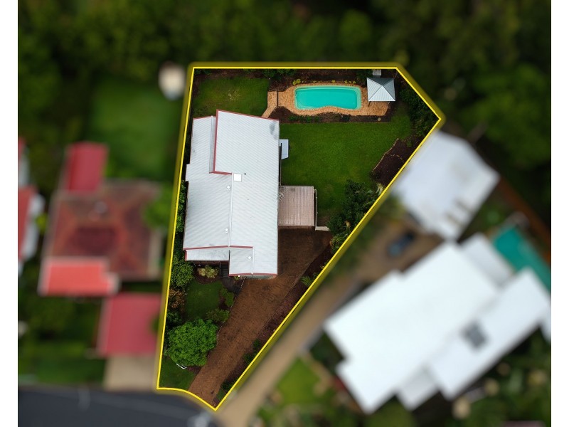 16 Glebe Street, Gordon Park QLD 4031