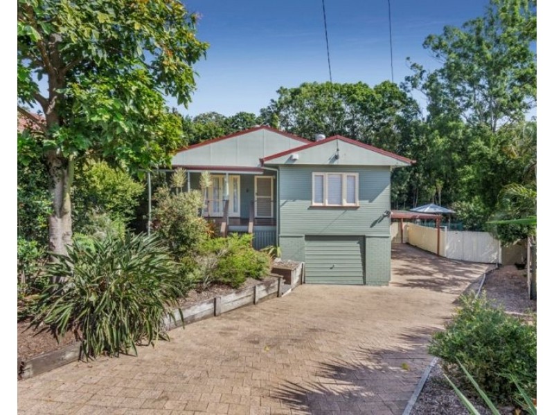 16 Glebe Street, Gordon Park QLD 4031