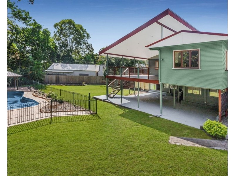 16 Glebe Street, Gordon Park QLD 4031