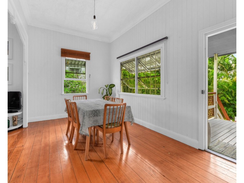 223 Days Road, Grange QLD 4051