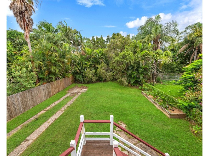 223 Days Road, Grange QLD 4051