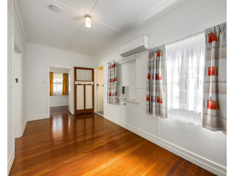 14 Thirteenth Avenue, Kedron QLD 4031