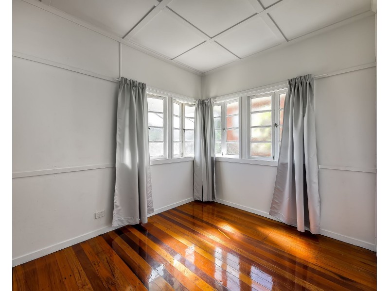 59 Waroon Street, Stafford QLD 4053