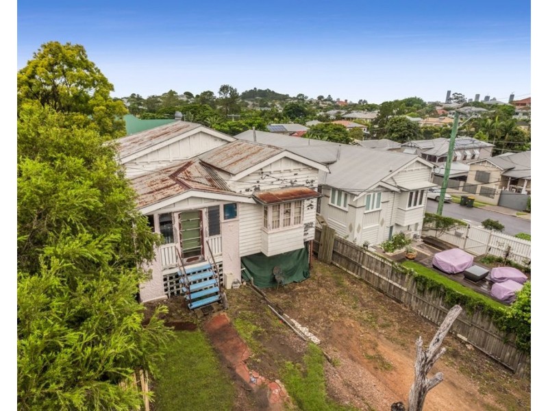 43 Grange Road, Grange QLD 4051