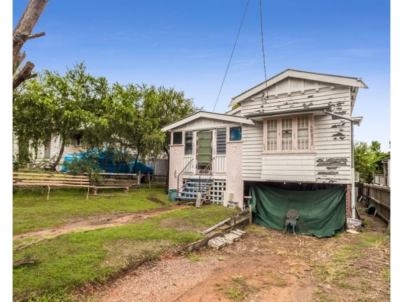 43 Grange Road, Grange QLD 4051