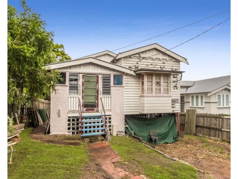 43 Grange Road, Grange QLD 4051