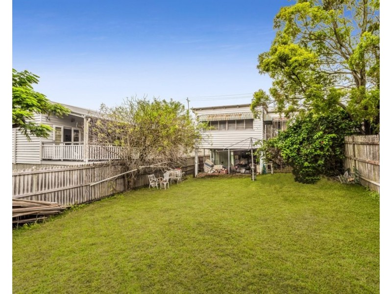 43 Grange Road, Grange QLD 4051