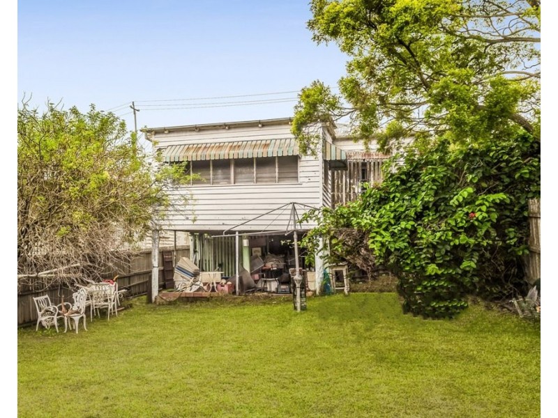 43 Grange Road, Grange QLD 4051