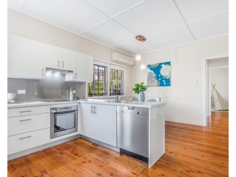 31 Maple Street, Wavell Heights QLD 4012