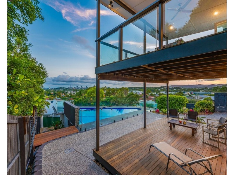 39 Barokee Street, Stafford QLD 4053