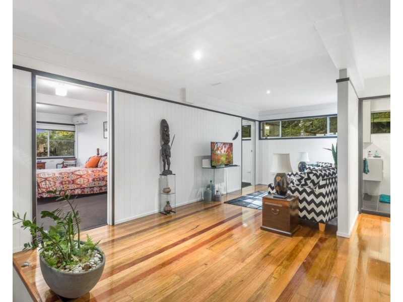 8 Koolewong Street, Stafford Heights QLD 4053