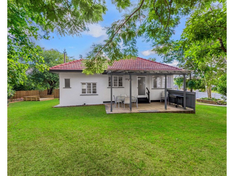 21 Lynwood Crescent, Ashgrove QLD 4060