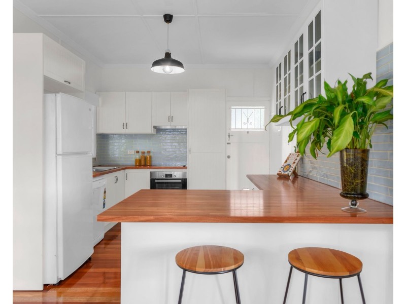 21 Lynwood Crescent, Ashgrove QLD 4060