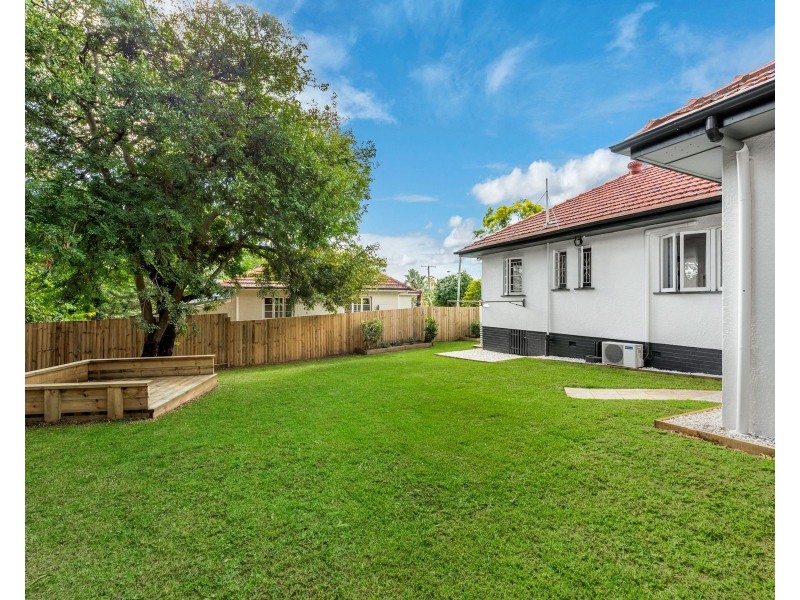 21 Lynwood Crescent, Ashgrove QLD 4060