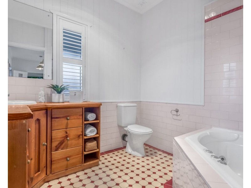 60 Telopia Avenue, Wavell Heights QLD 4012