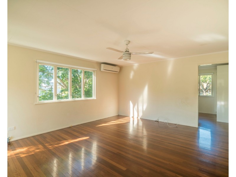 3 Chesilton Street, Kedron QLD 4031