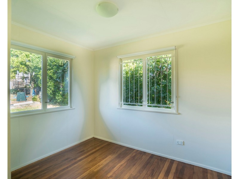 3 Chesilton Street, Kedron QLD 4031