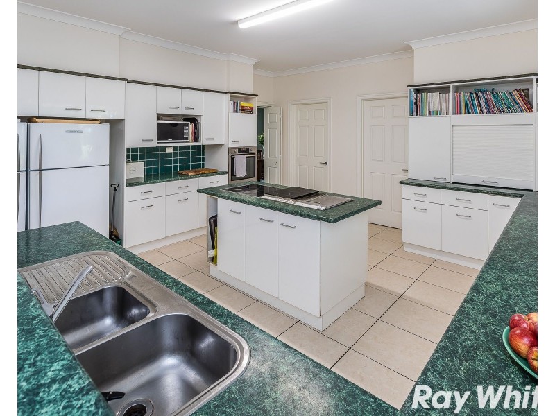 49 Weston Drive, Bunya QLD 4055