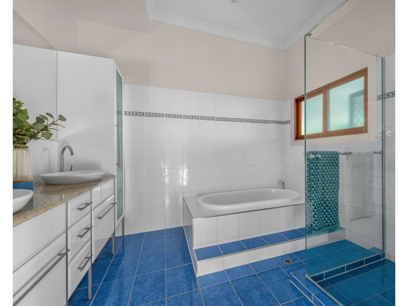 133 Gracemere Street, Grange QLD 4051