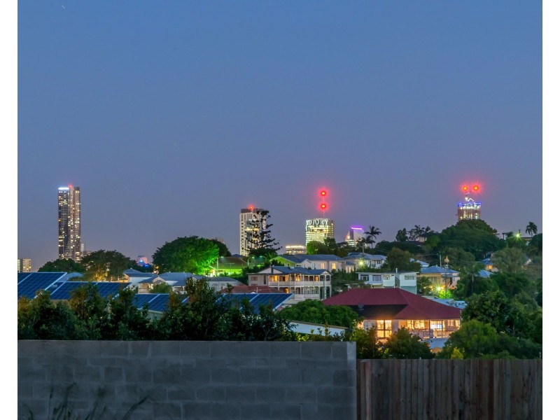 133 Gracemere Street, Grange QLD 4051