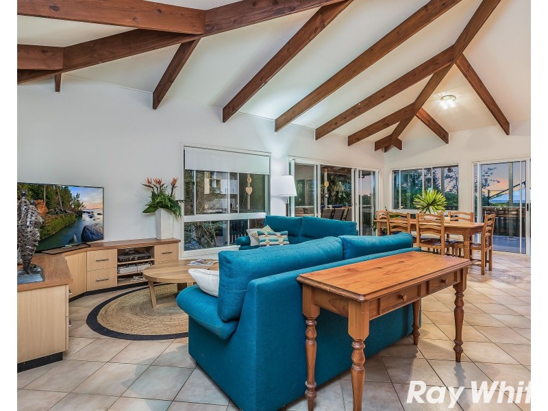 20 Blue Hills Drive, Bunya QLD 4055