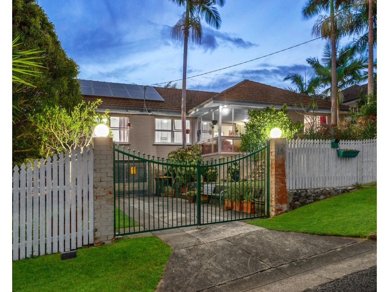 14 Caloola Street, Stafford QLD 4053