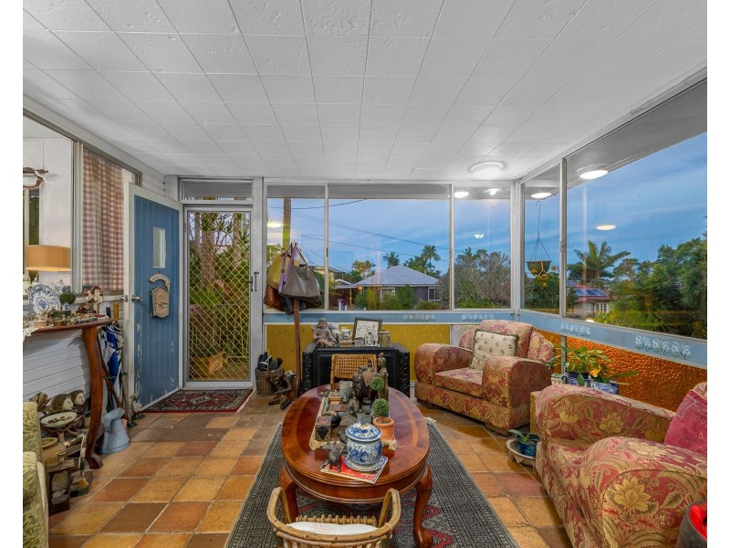 14 Caloola Street, Stafford QLD 4053