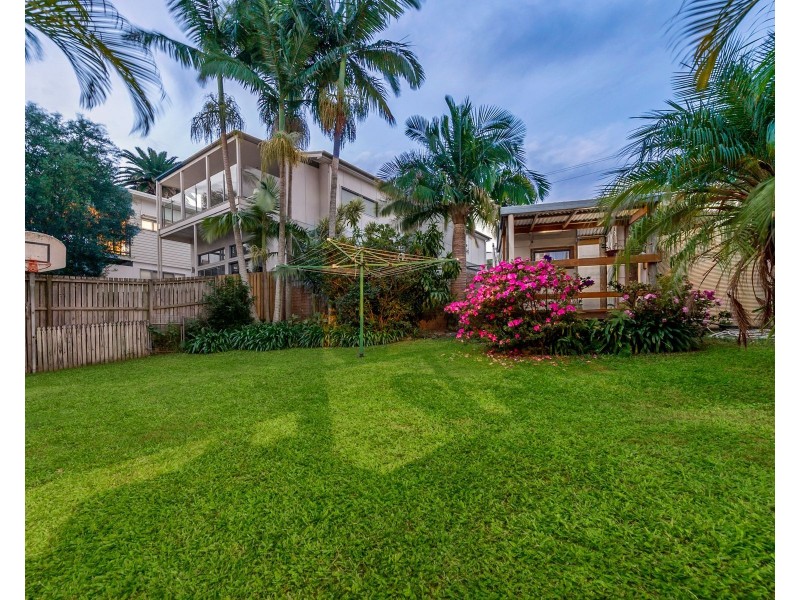 14 Caloola Street, Stafford QLD 4053