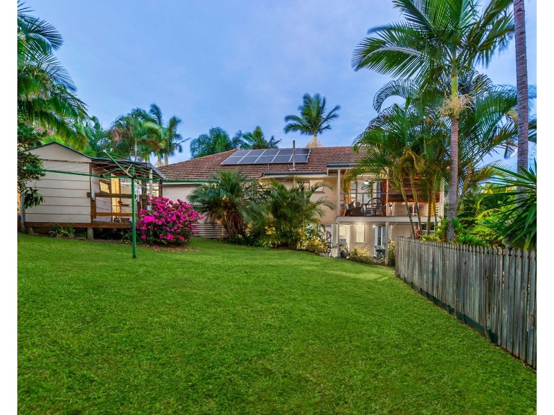 14 Caloola Street, Stafford QLD 4053