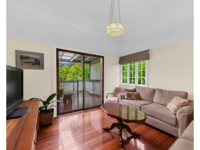 28 Raymont Road, Grange QLD 4051