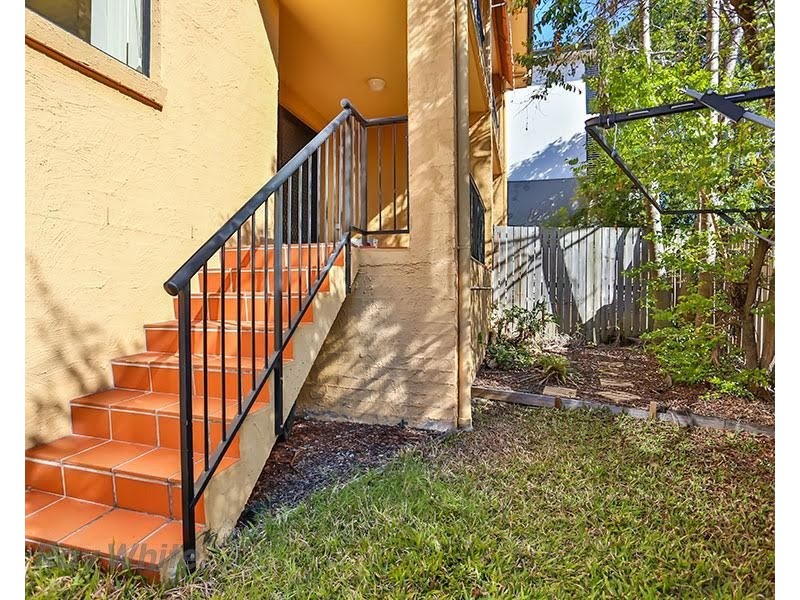 1/30 Sankey Street, Carina QLD 4152