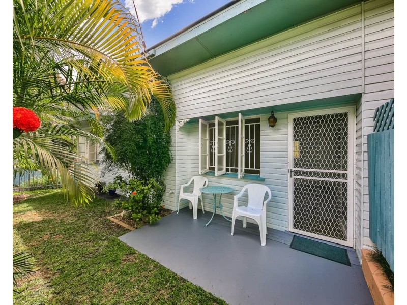 2/93 Maygar Street, Windsor QLD 4030