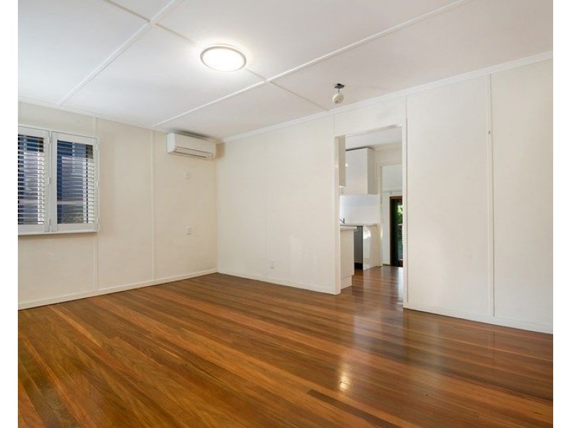 14 Aldwych Street, Stafford Heights QLD 4053