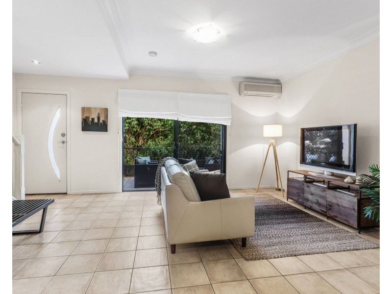 2/38 Alva Terrace, Gordon Park QLD 4031