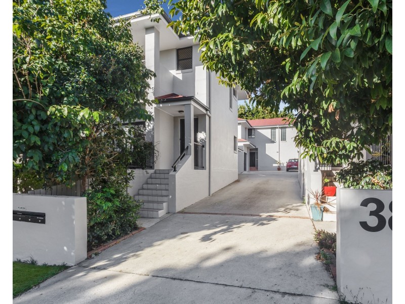 2/38 Alva Terrace, Gordon Park QLD 4031