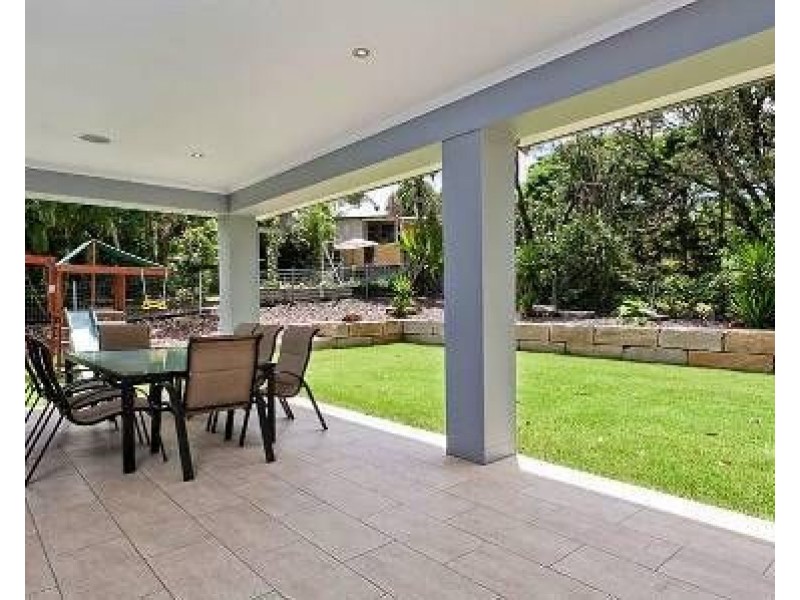 13 Niven Street, Stafford Heights QLD 4053