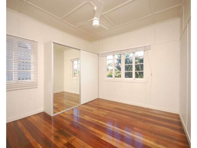 16 Ferricks Street, Stafford QLD 4053