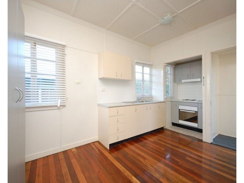 16 Ferricks Street, Stafford QLD 4053