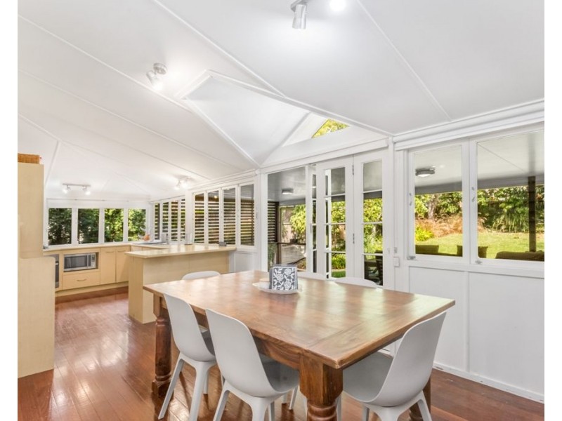 8 Cramond Street, Wilston QLD 4051