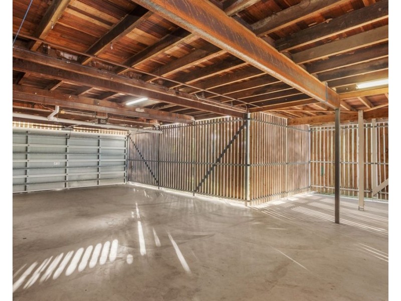 77 Eighth Avenue, Wilston QLD 4051