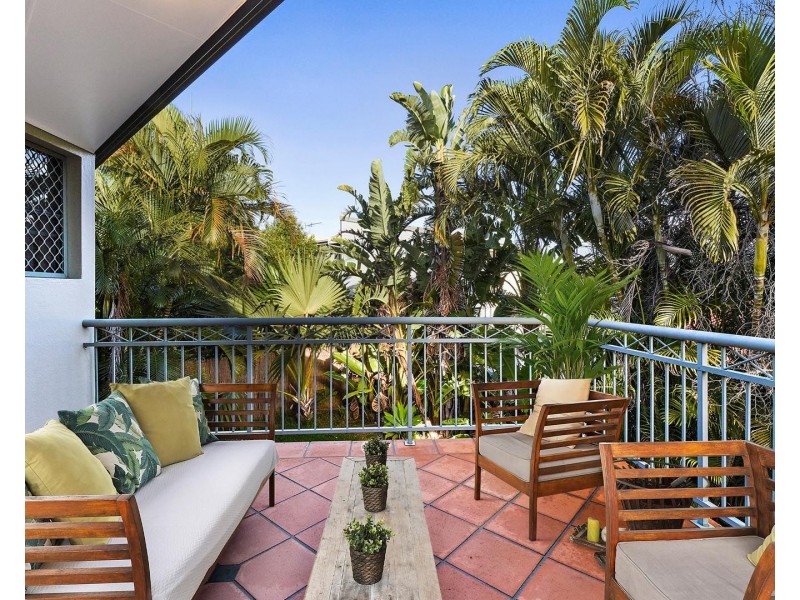 6/68 Miles Street, Hawthorne QLD 4171