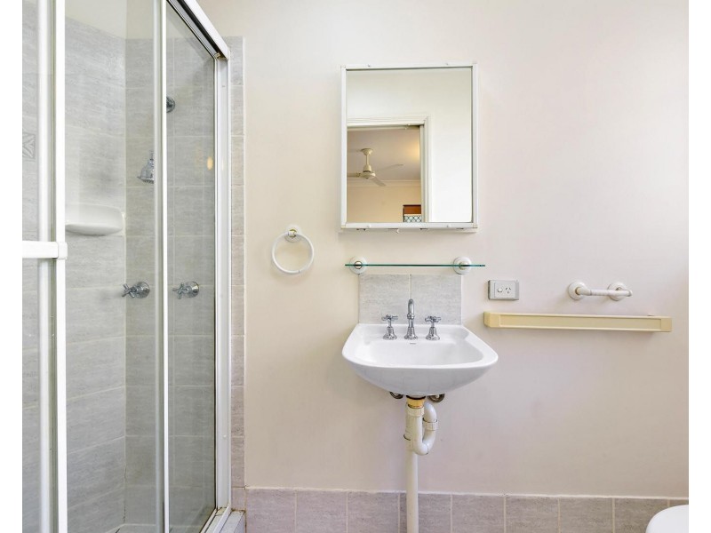 6/68 Miles Street, Hawthorne QLD 4171