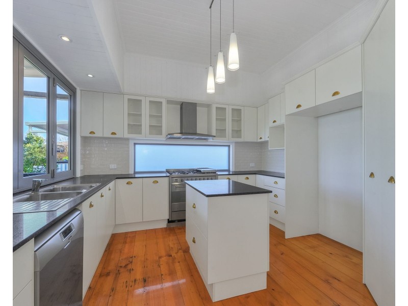 180 Thistle Street, Gordon Park QLD 4031