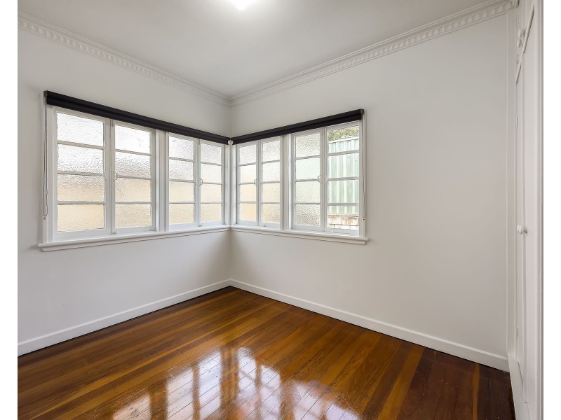 33 Wayland Street, Stafford QLD 4053