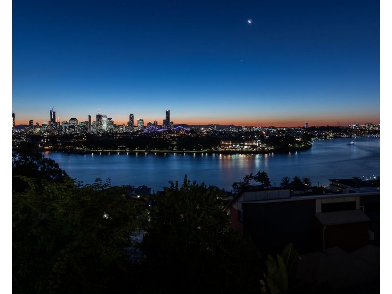 10 Hawthorne Road, Hawthorne QLD 4171